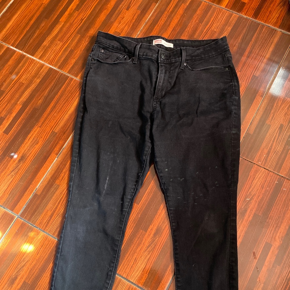 Mid rise skinny jeans